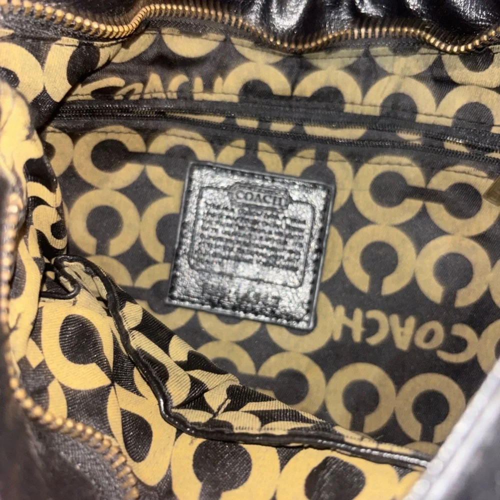 Coach Monogram Black and Cream Shoulder Bag - Picture 3 of 5